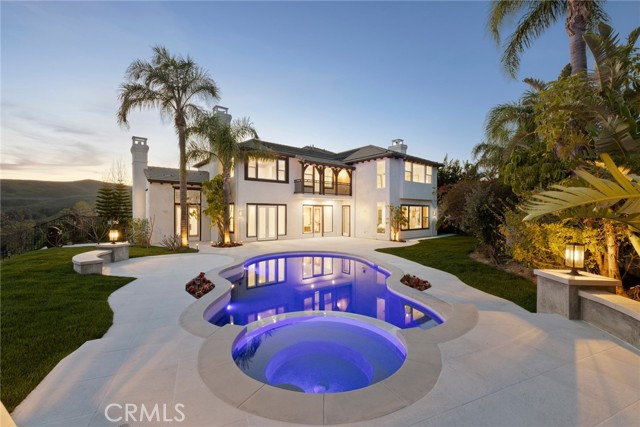 Property photo of 5704 Lyon CT