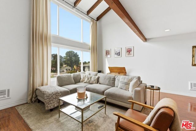 Property photo of 12438 Short AV