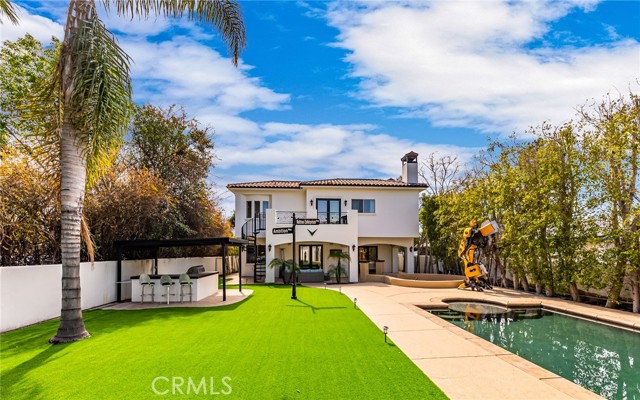 Property photo of 23123 Oxnard ST
