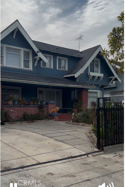 Property photo of 1454 W 28th ST