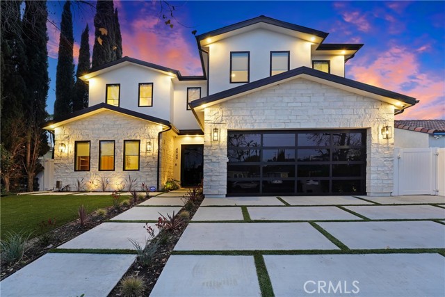 Property photo of 4949 Petit AV