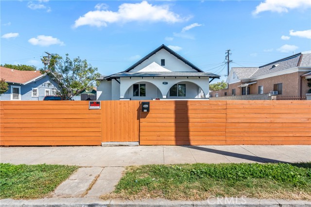 Property photo of 411 E Center ST