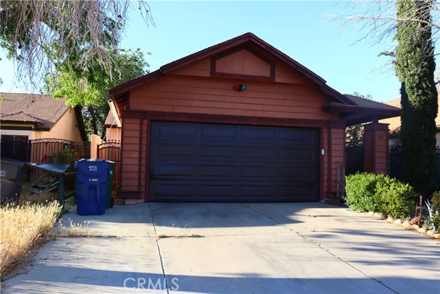 Property photo of 1223 E Avenue R7