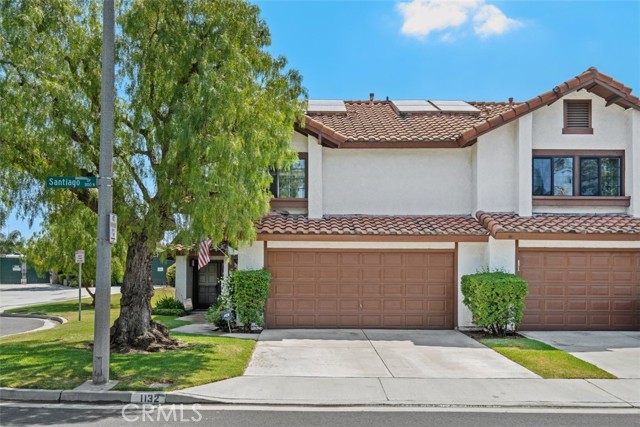 Property photo of 1132 Santiago DR