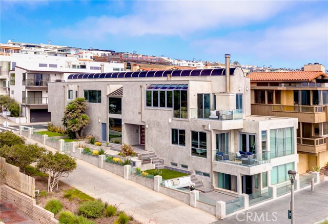 Property photo of 2522 The Strand