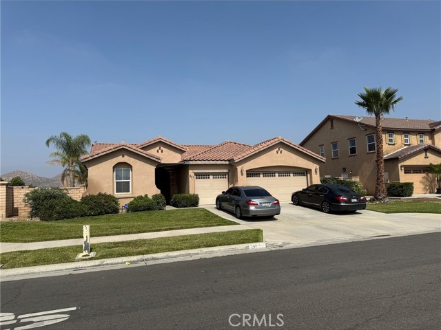 Property photo of 941 Dandelion WY