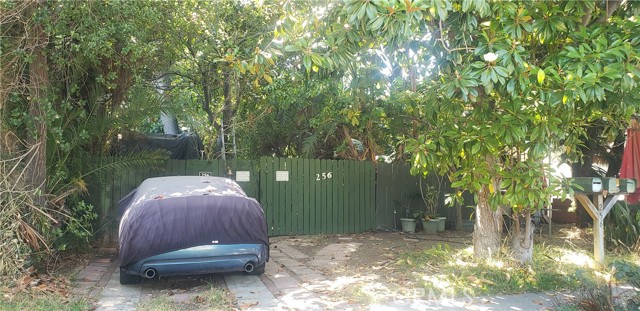 Property photo of 256 N Cleveland ST