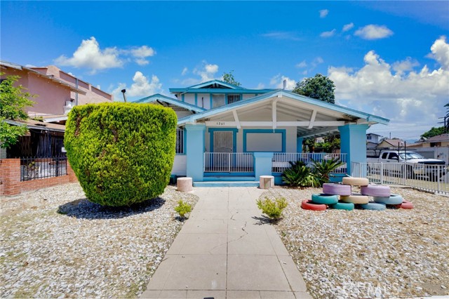Property photo of 1201 W 47th ST