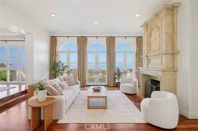 Property photo of 6337 Via Colinita