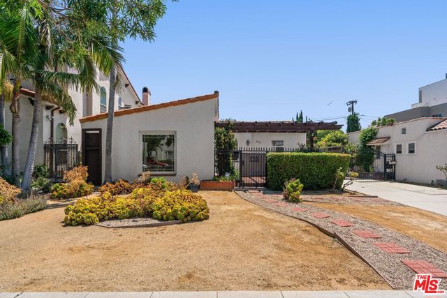 Property photo of 220 S Le Doux RD