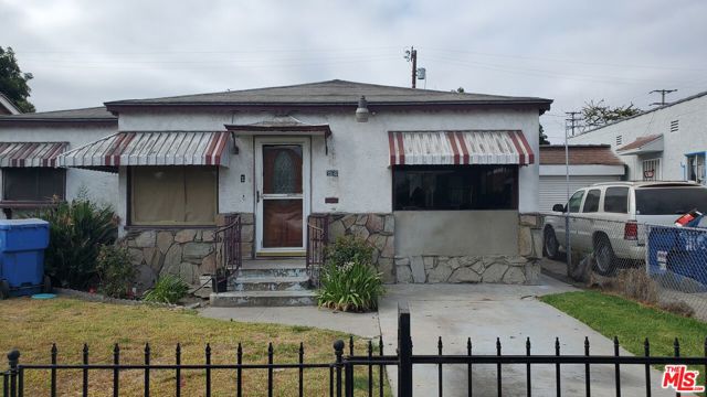 Property photo of 914 E 93rd ST