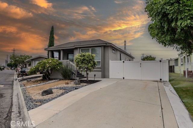 Property photo of 3595 Santa Fe AV
