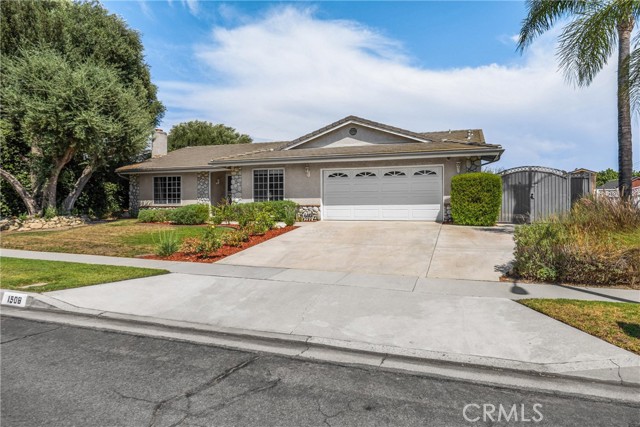 Property photo of 1508 Shamrock AV