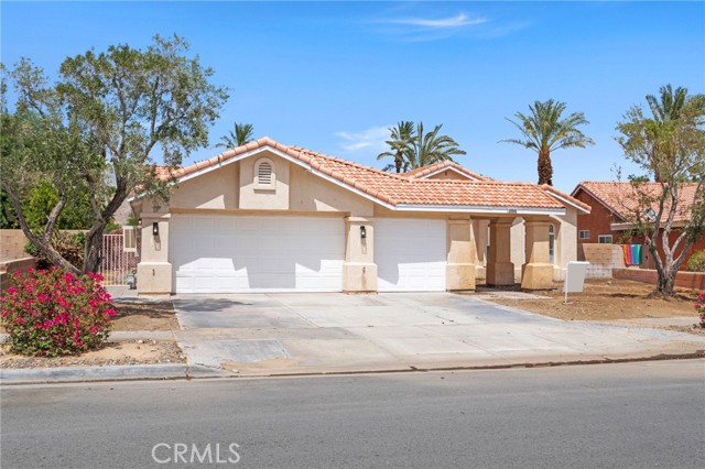 Property photo of 69946 Hampton CT