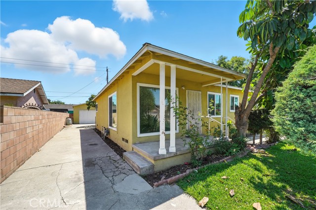 Property photo of 2222 Hepworth AV