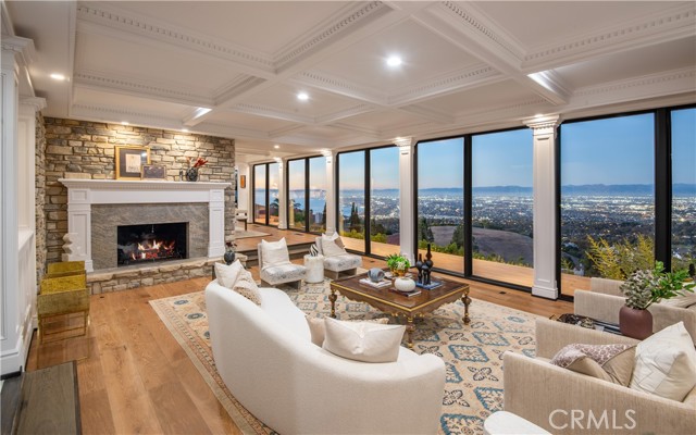 Property photo of 6039 Via Sonoma