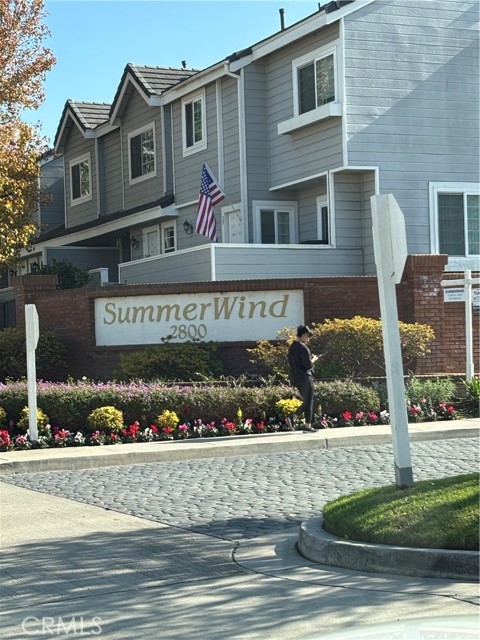 Property photo of 2800 Plaza Del Amo