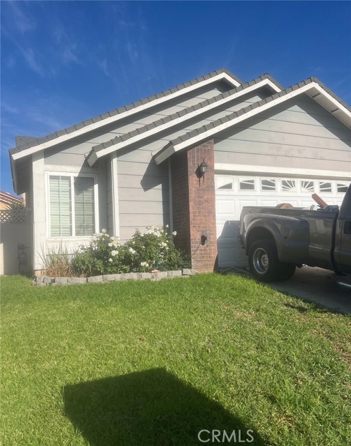 Property photo of 14476 Oak Knoll CT