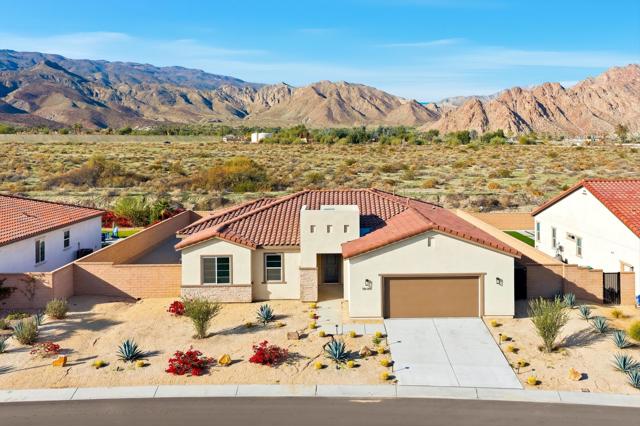 Property photo of 58293 Coral View WY