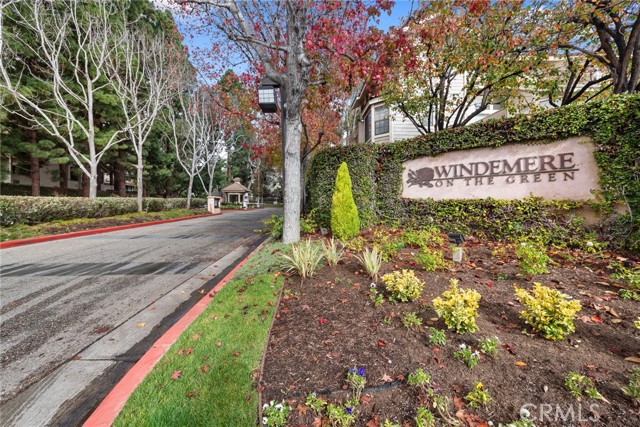 Property photo of 2615 Plaza Del Amo