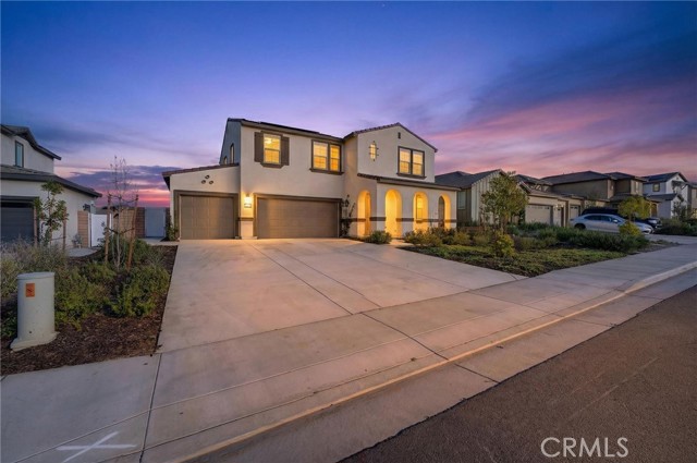 Property photo of 30734 White Pines DR