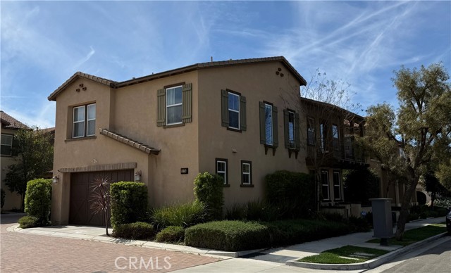 Property photo of 3174 E Piru