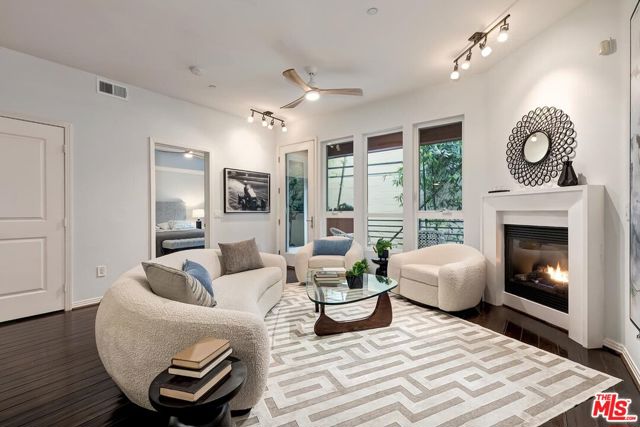 Property photo of 4050 Glencoe AV