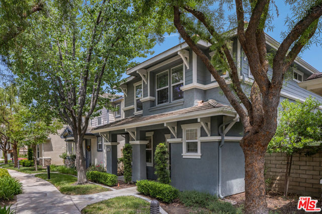 Property photo of 27356 Dearborn DR