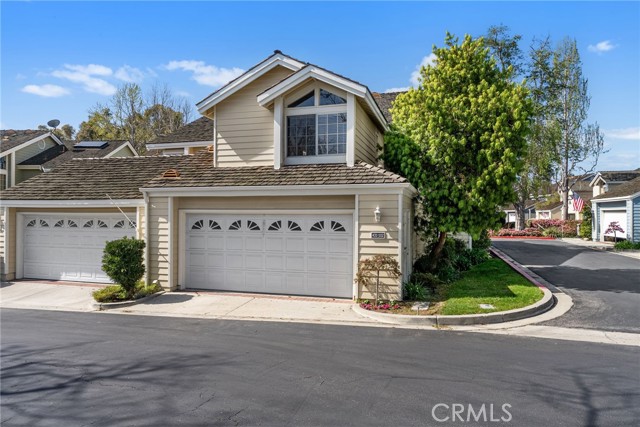 Property photo of 431 Cranston CT
