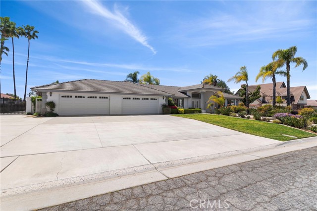 Property photo of 1042 Coronet DR