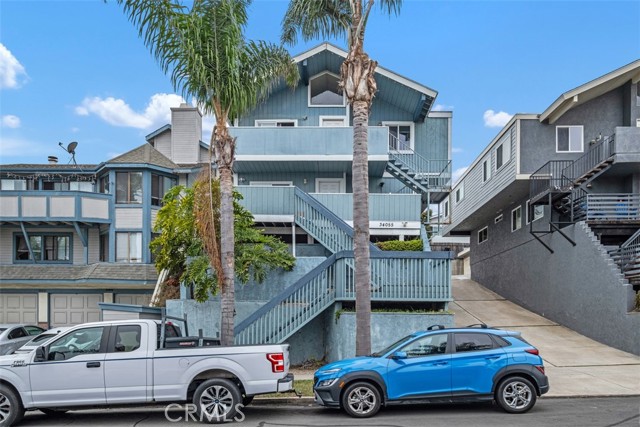 Property photo of 34055 Silver Lantern ST