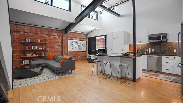 Property photo of 120 S Hewitt ST