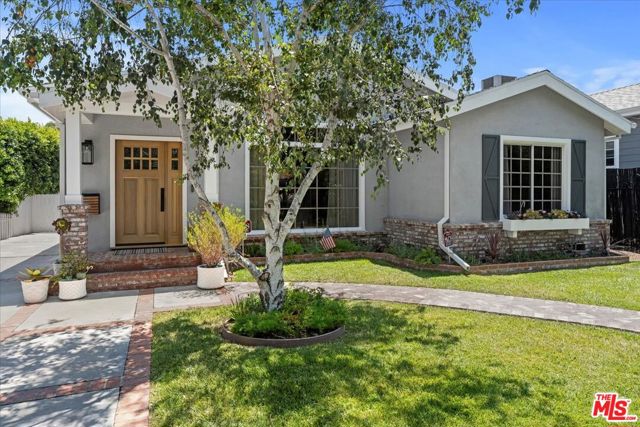 Property photo of 4172 Nagle AV