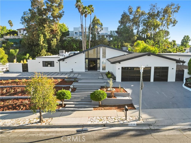 Property photo of 4230 Alonzo AV