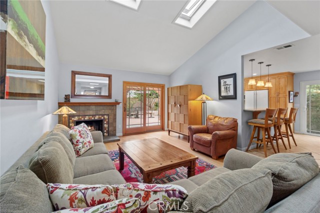 Property photo of 9911 Constitution DR