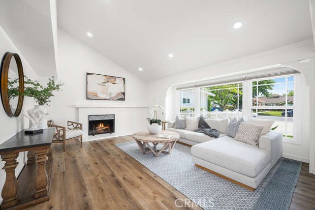 Photo of 3221 Copa De Oro Dr