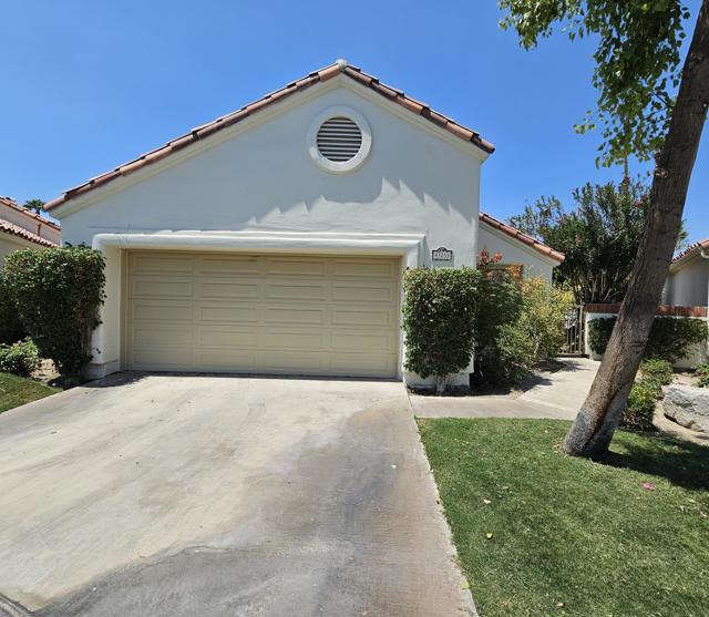 Property photo of 43755 Via Palma