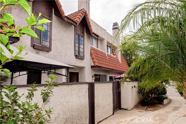 Property photo of 12330 Osborne ST