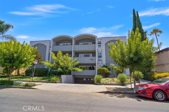 Property photo of 14414 Addison ST