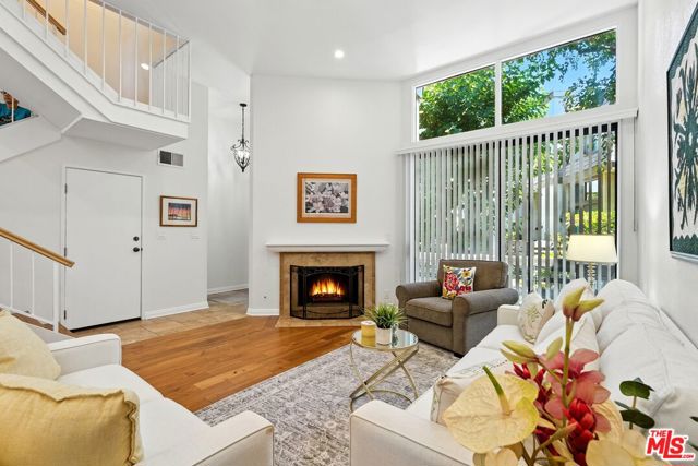 Property photo of 9000 Vanalden AV