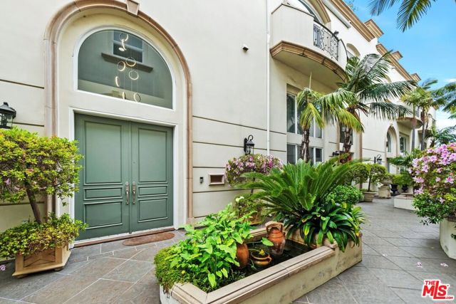 Property photo of 11974 Mayfield AV
