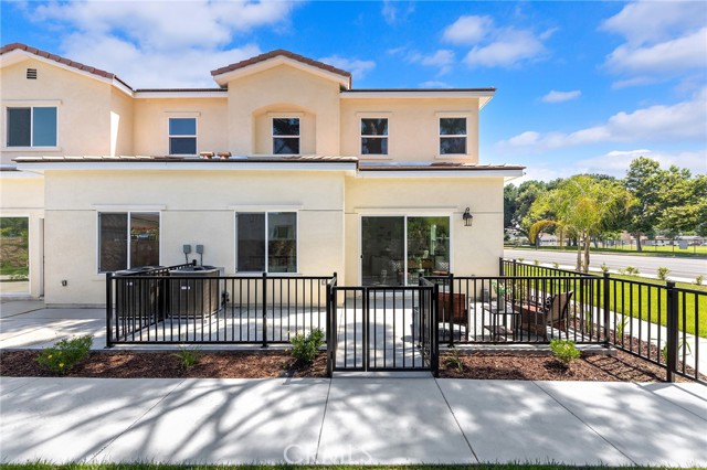 Property photo of 1204 S San Antonio AV