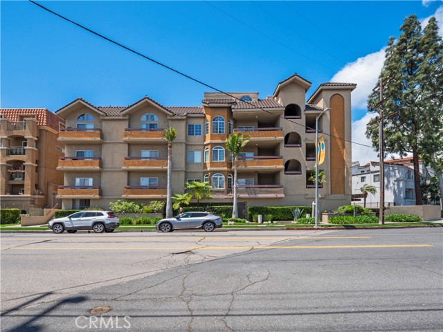 Property photo of 4301 Fulton AV