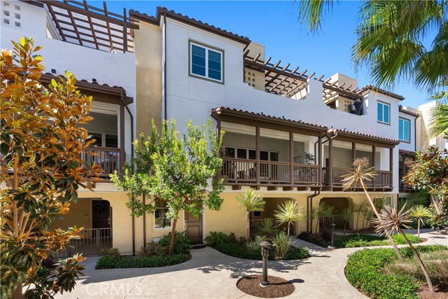 Property photo of 3321 Doheny WY