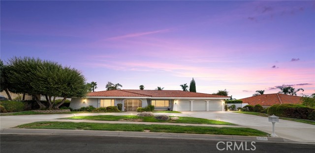 Property photo of 1754 N Tulare