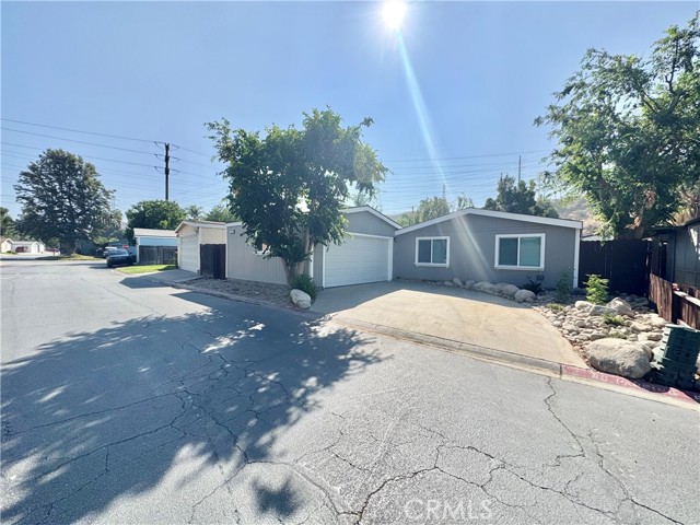 Property photo of 700 E Washington