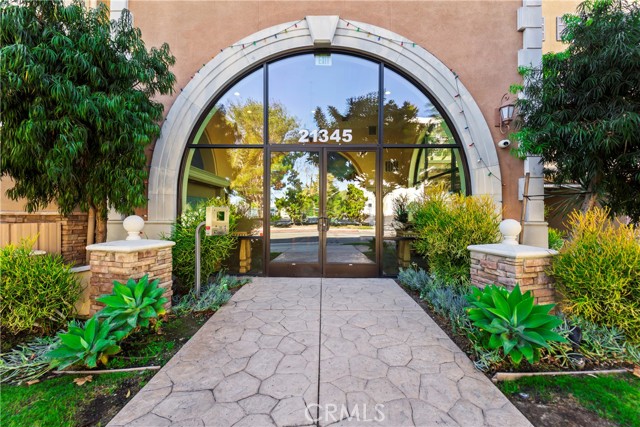 Property photo of 21345 Hawthorne