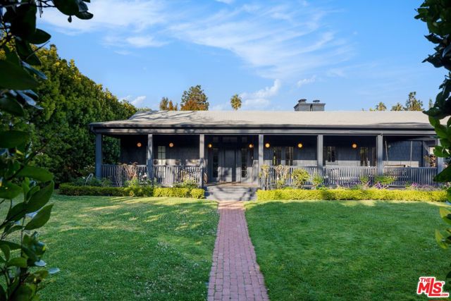 Property photo of 250 S Chadbourne AV