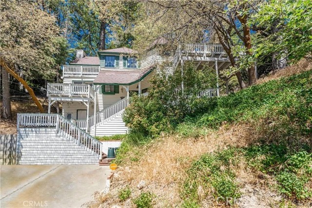Property photo of 26333 Walnut Hills Dr