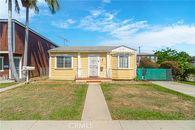 Property photo of 167 E 67th ST